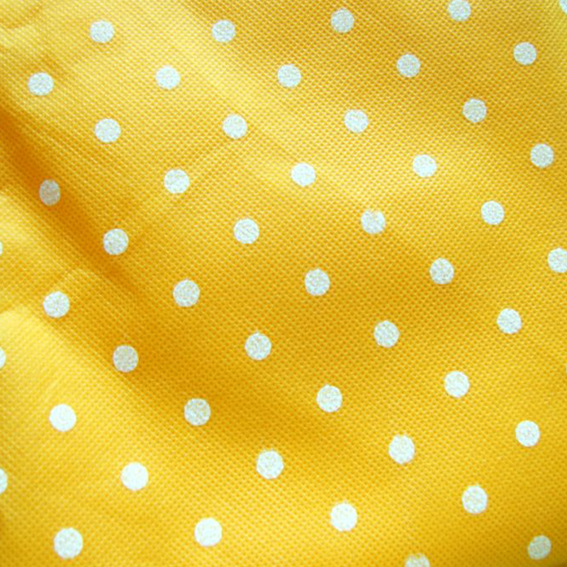 พิมพ์ม้วนผ้าไม่ทอ PP แบบใช้แล้วทิ้งสำหรับถุงช้อปปิ้ง